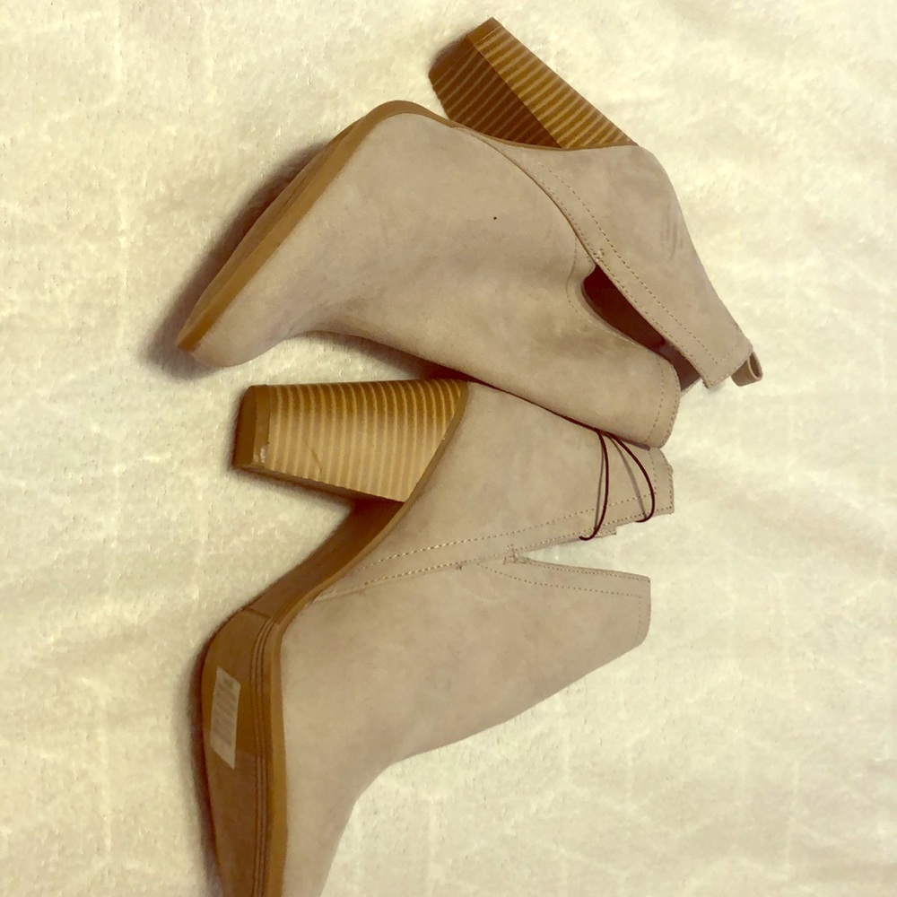 ankle boots